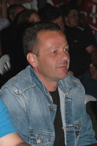 ingrandisci foto